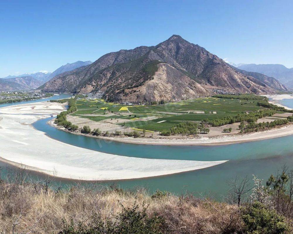 Aletai River (China)